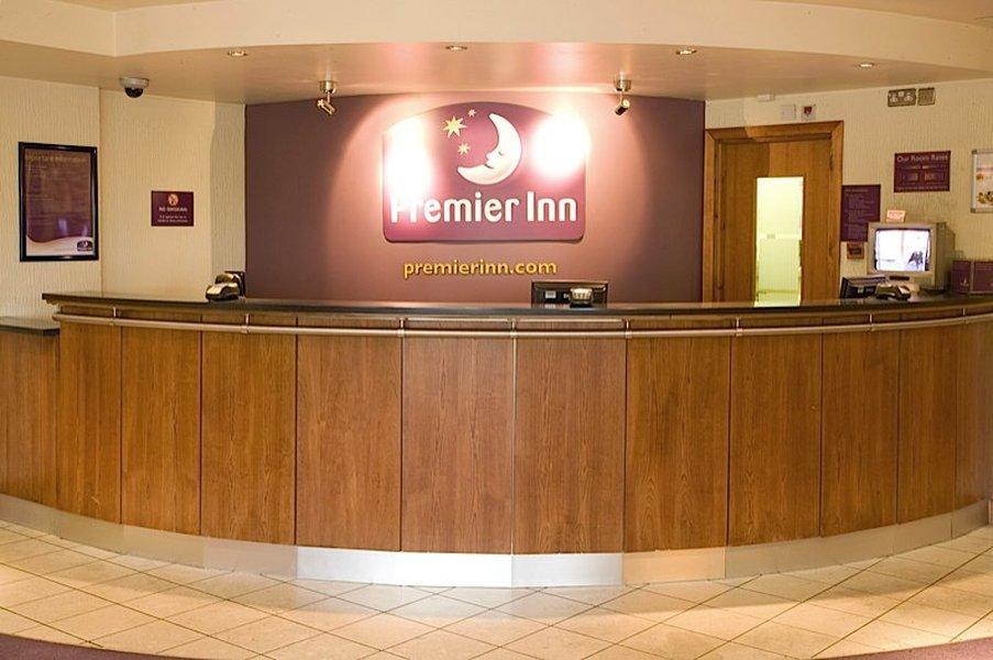 Premier Inn London Heathrow M4/J4 Hillingdon kerület Kültér fotó