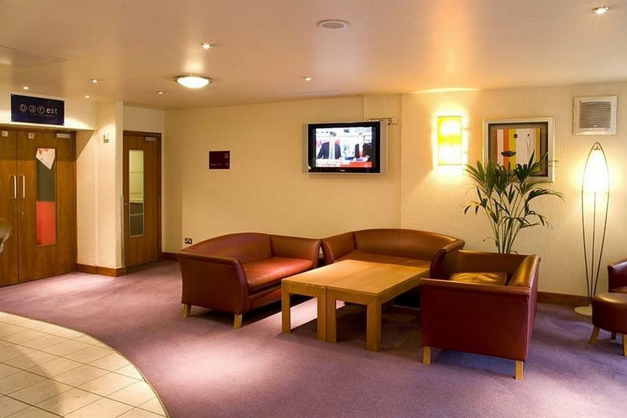 Premier Inn London Heathrow M4/J4 Hillingdon kerület Kültér fotó